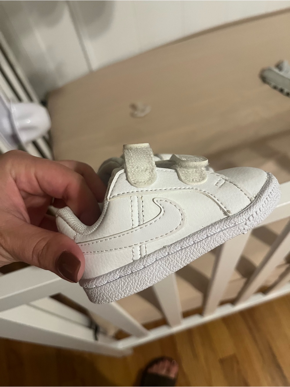 Classic White Velcro Nike baby Sneakers